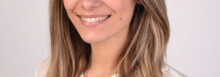 Aleksandra gibt Englisch Privatunterricht in Birmenstorf